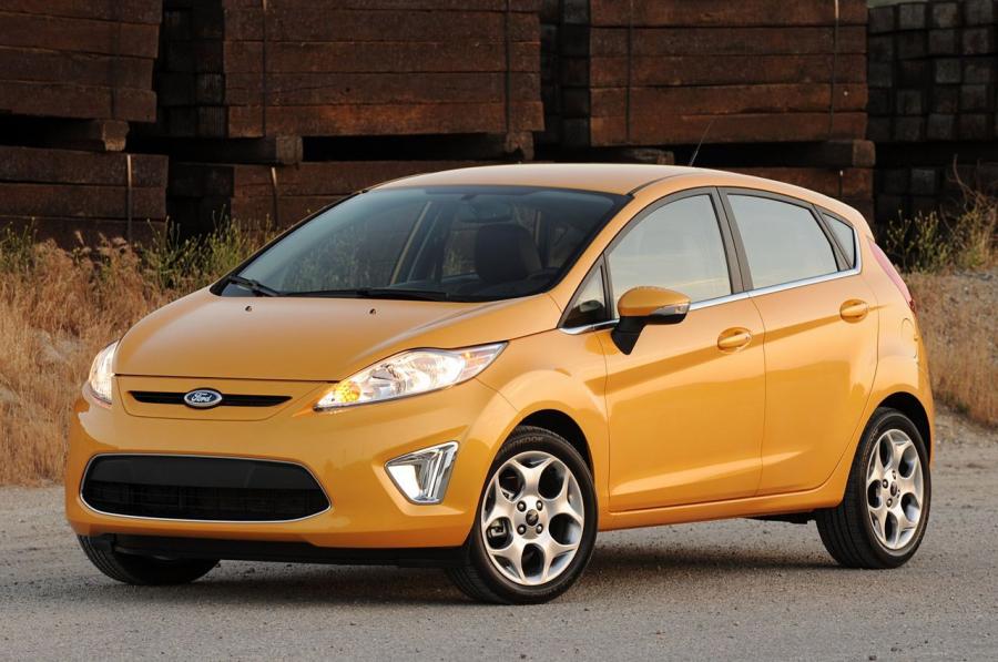  Ford Fiesta SES 2011 года  (фото 1 из 59)